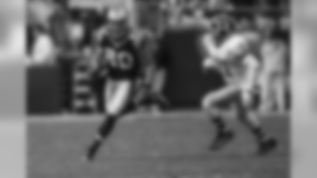 Carolina Panthers play against Washington on Sunday, November 22, 2015.
