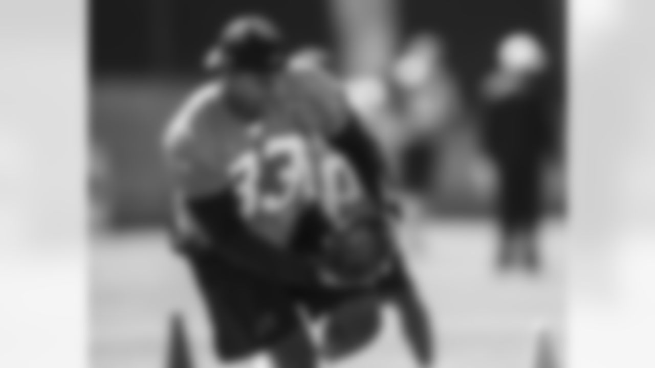 WR Marcus Lucas