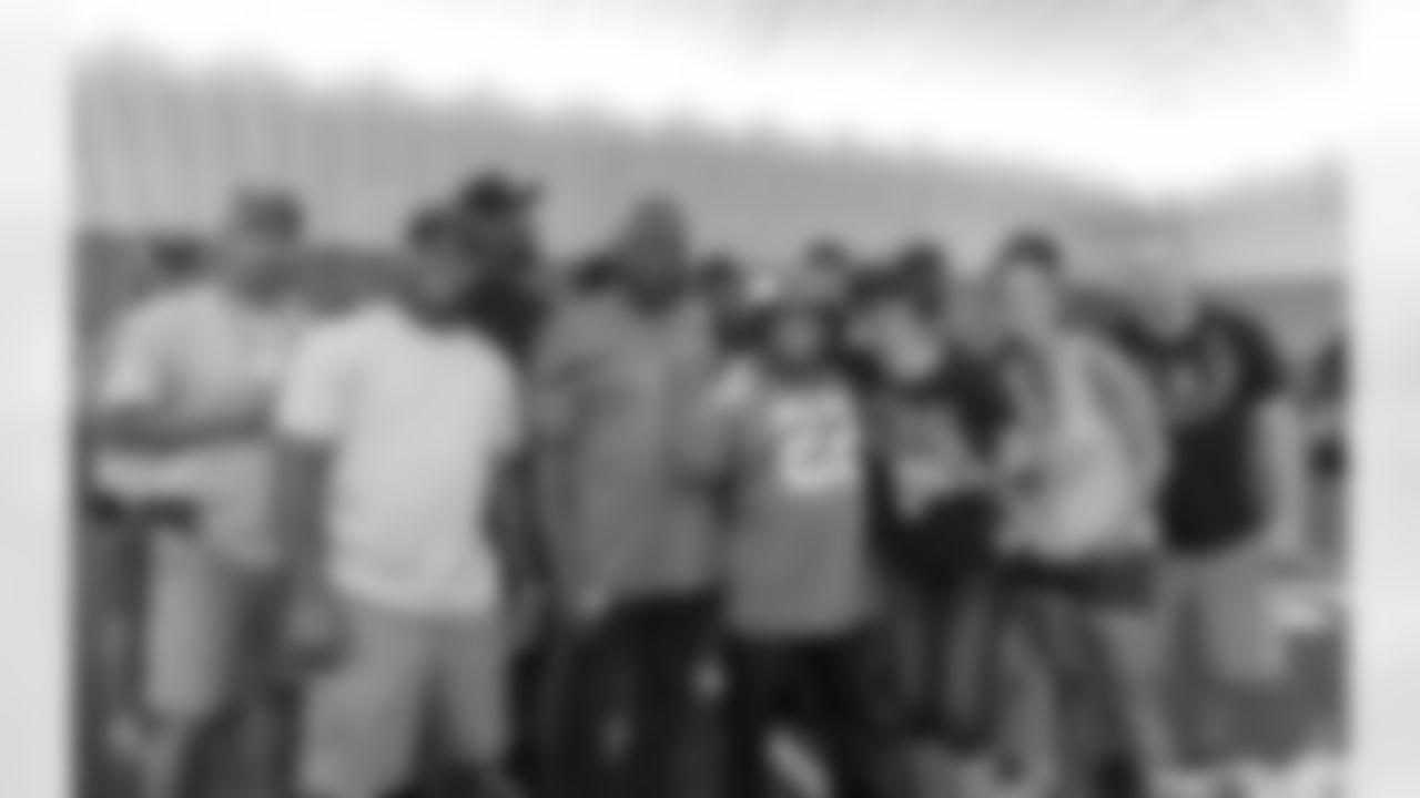 Bubble Tailgate (09-08-19)-1220