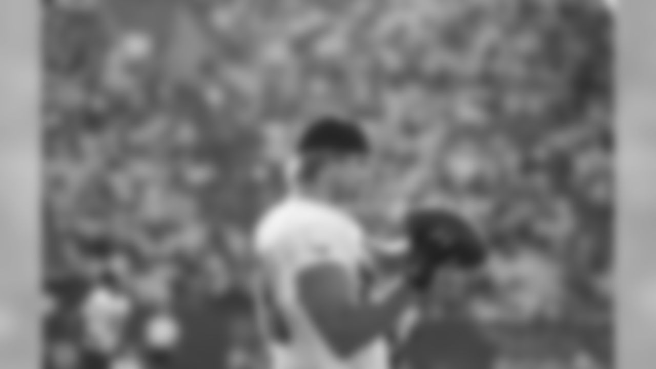 TE Greg Olsen