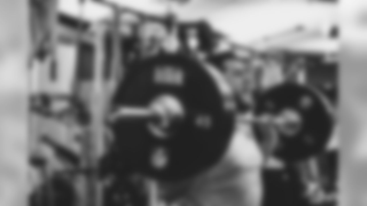 190502OffenseWeightRm699