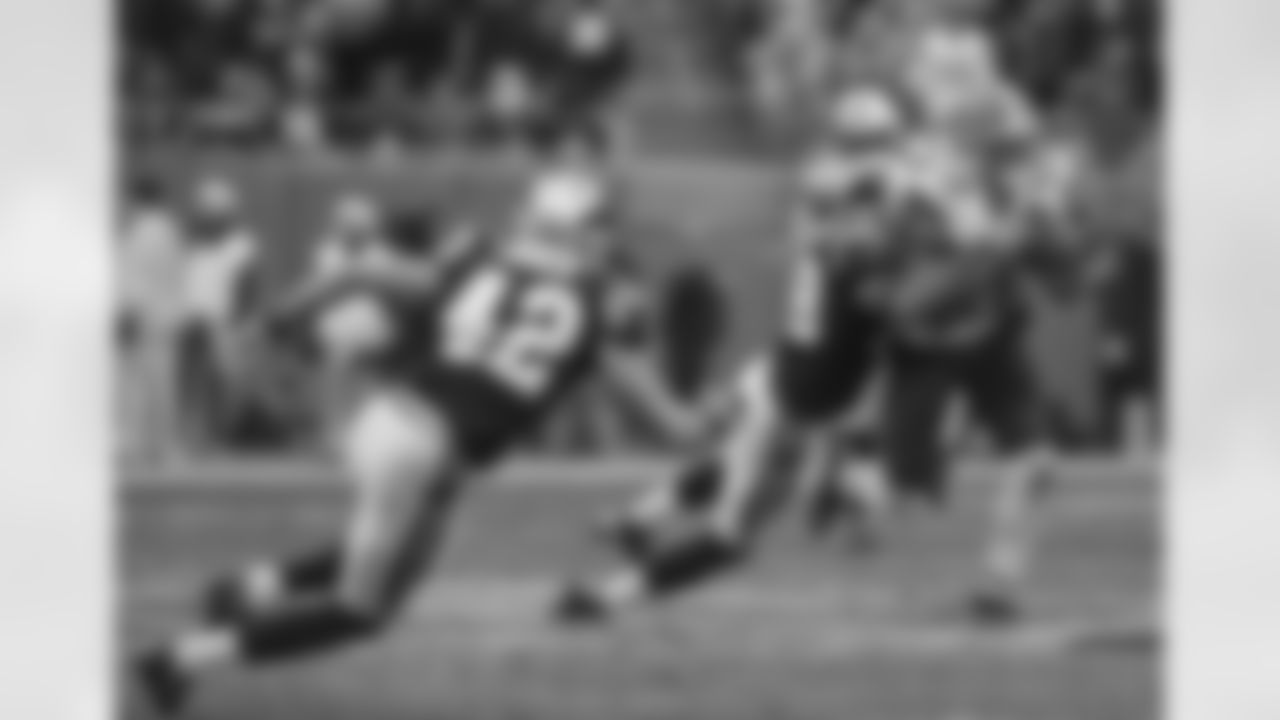 LB Thomas Davis