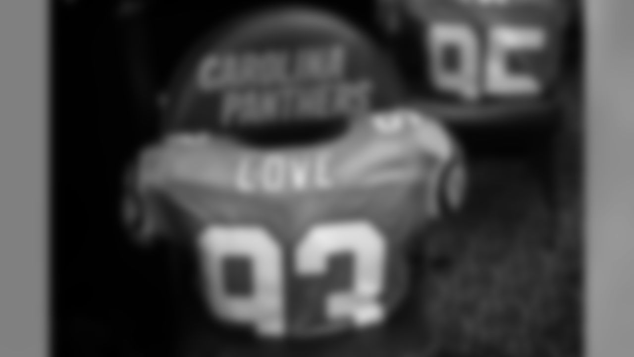 Wk8LockerRoom_06