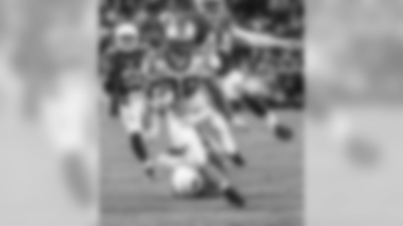 RB Jonathan Stewart