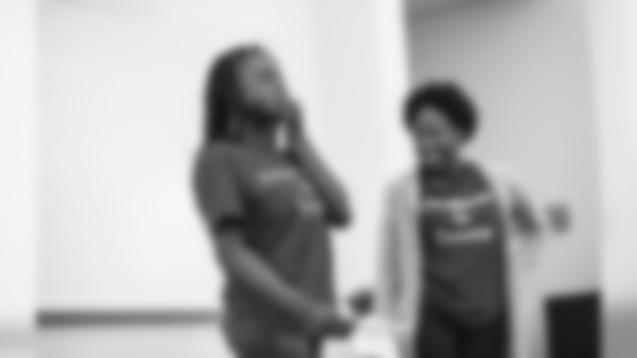 DontariPoeCamp43