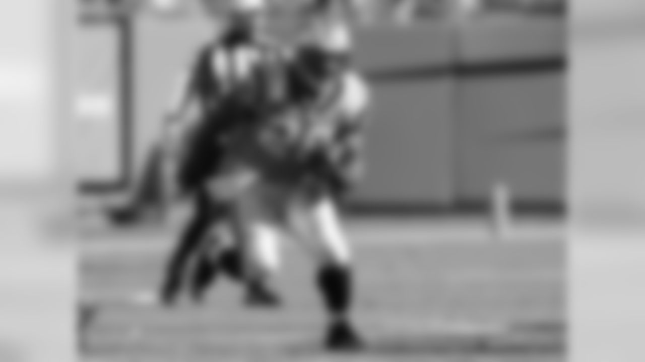 RB Jonathan Stewart