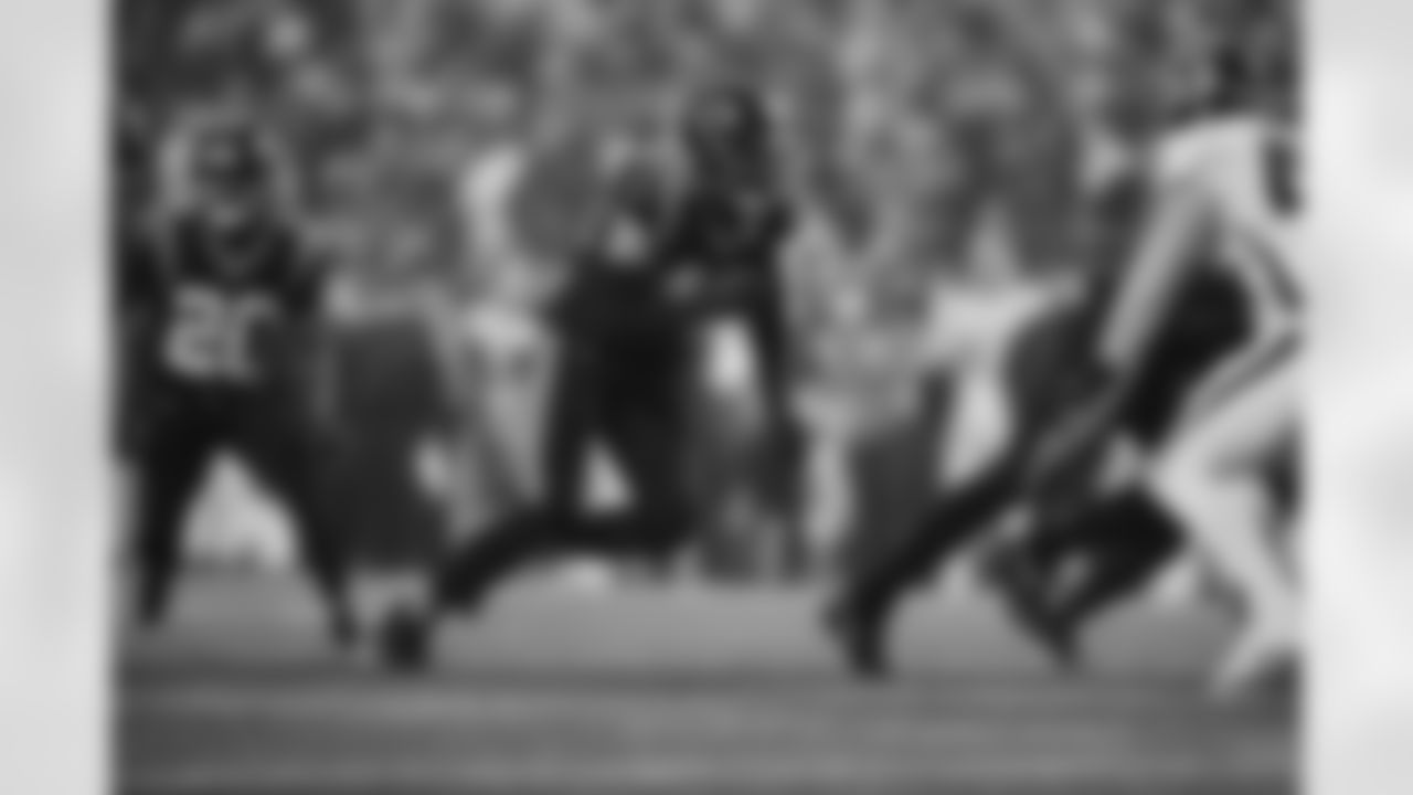 LB - 49 - Frankie Luvu
RB - 20 - Raheem Blackshear