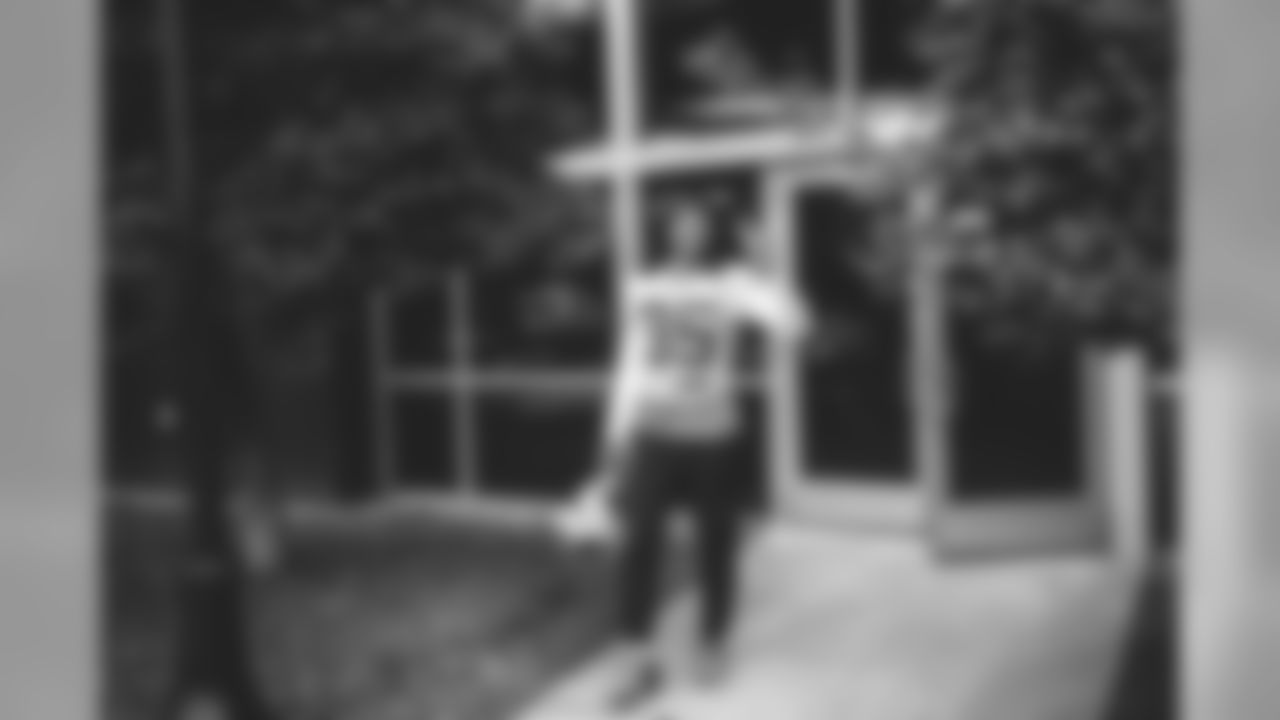 191114walkouts_44