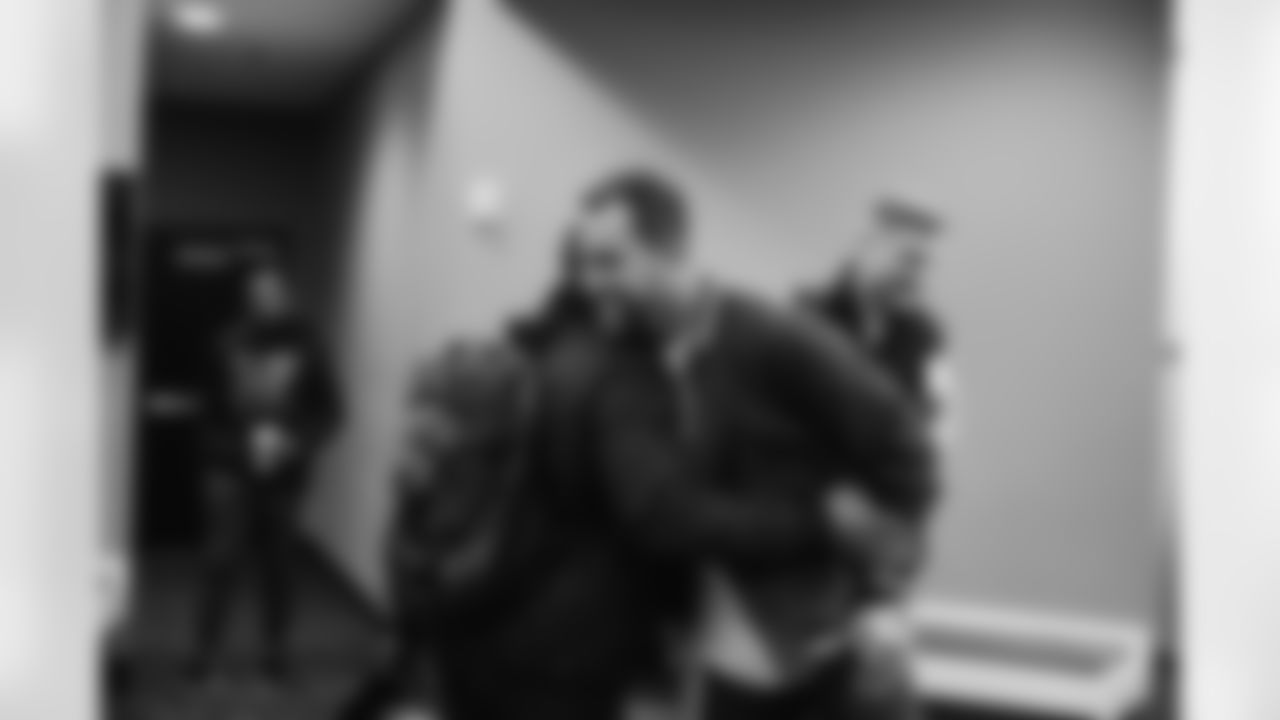 230321 Free Agency-43