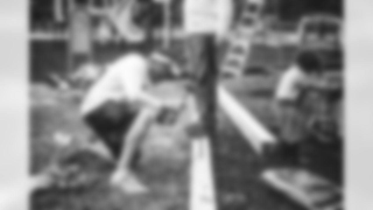 E_DX3_2758