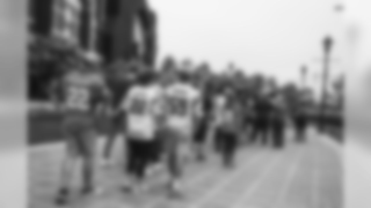 190425 draft party 042