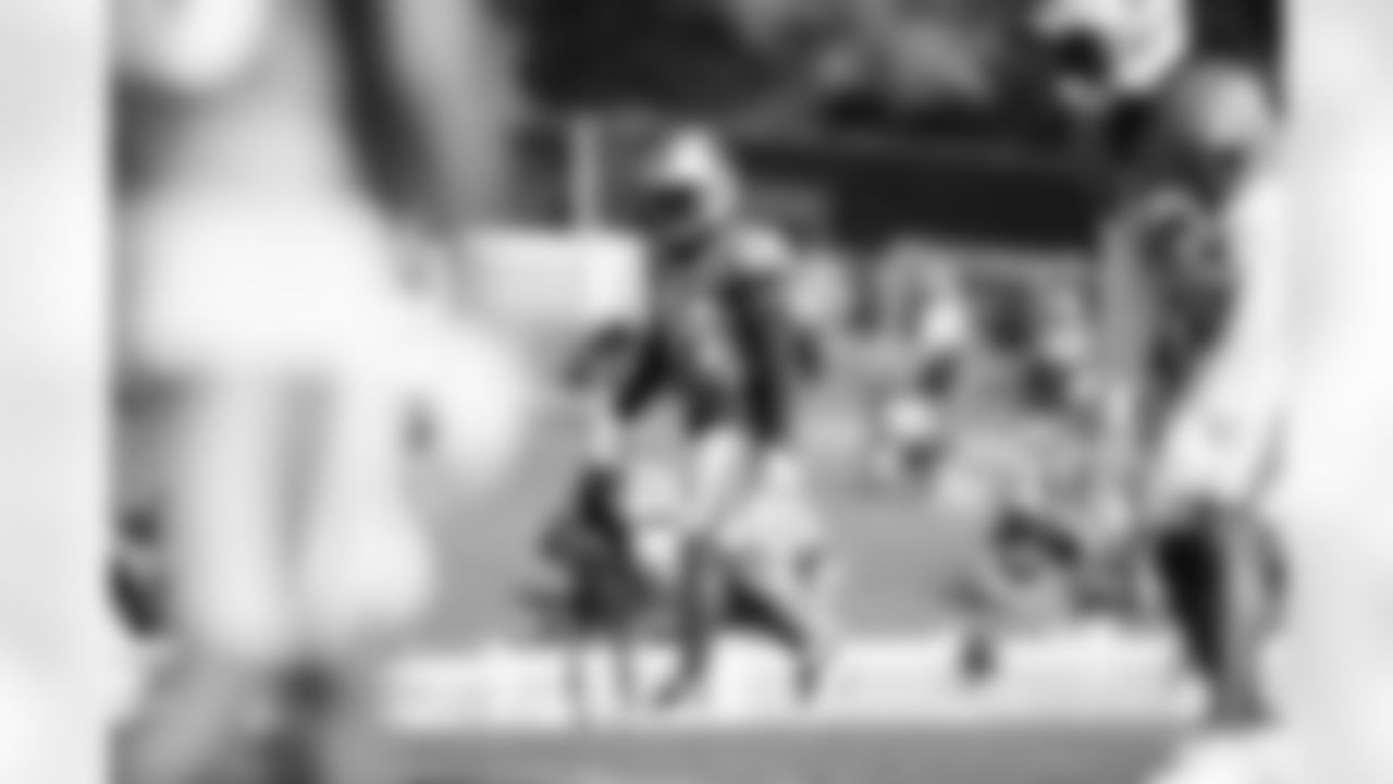 E_DX3_6564
