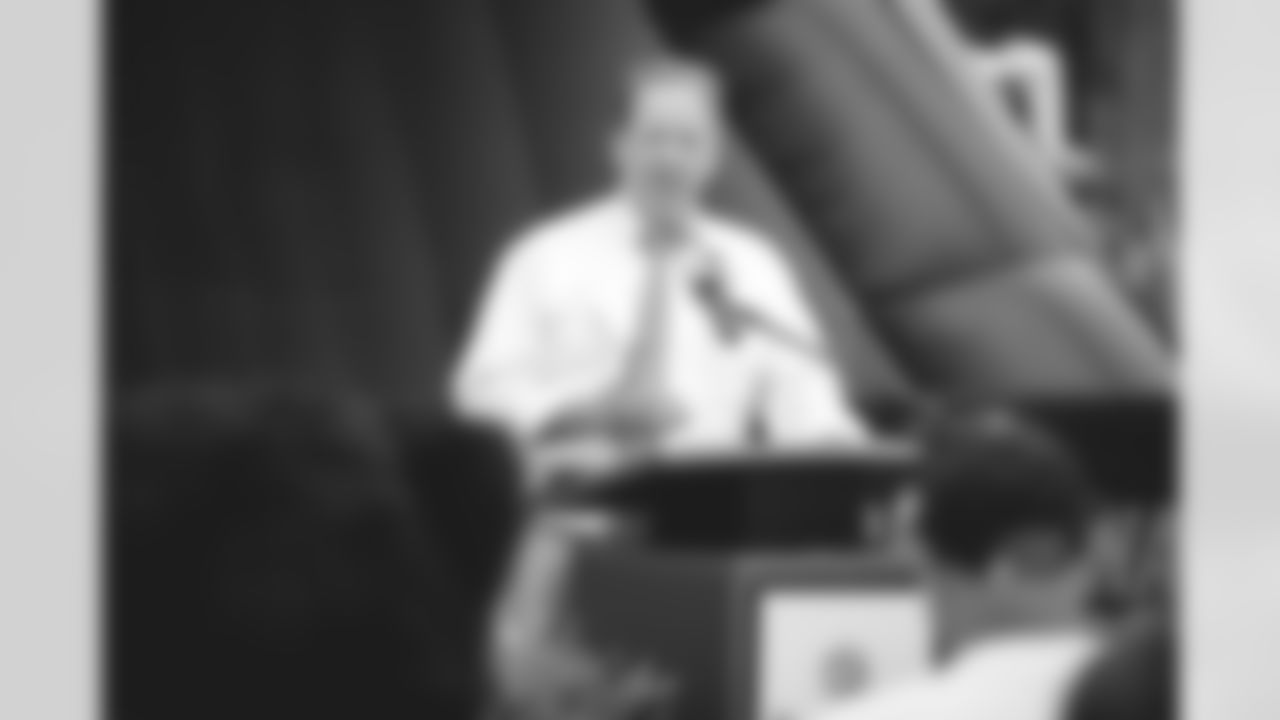 E_CR5_2890