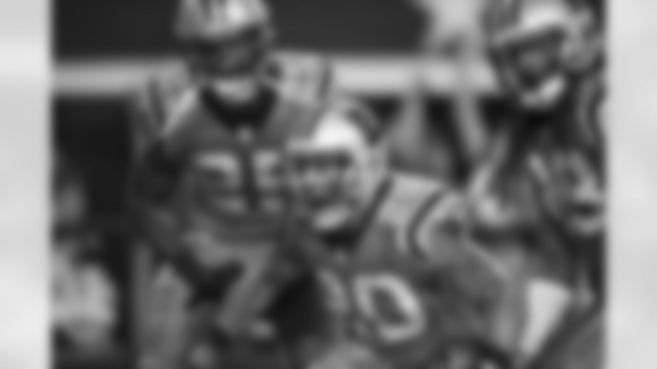 Carolina Panthers play against the Dallas Cowboys on Thursday, November 26, 2015.