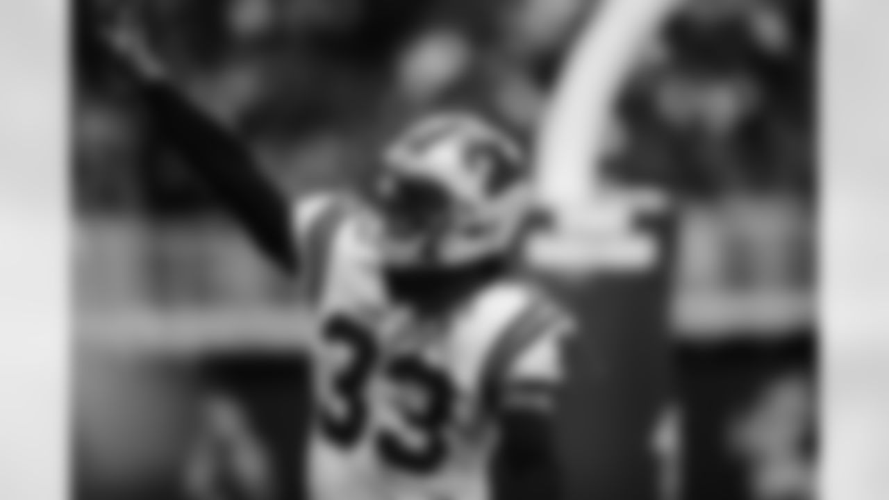 RB - 33 - D'Onta Foreman
