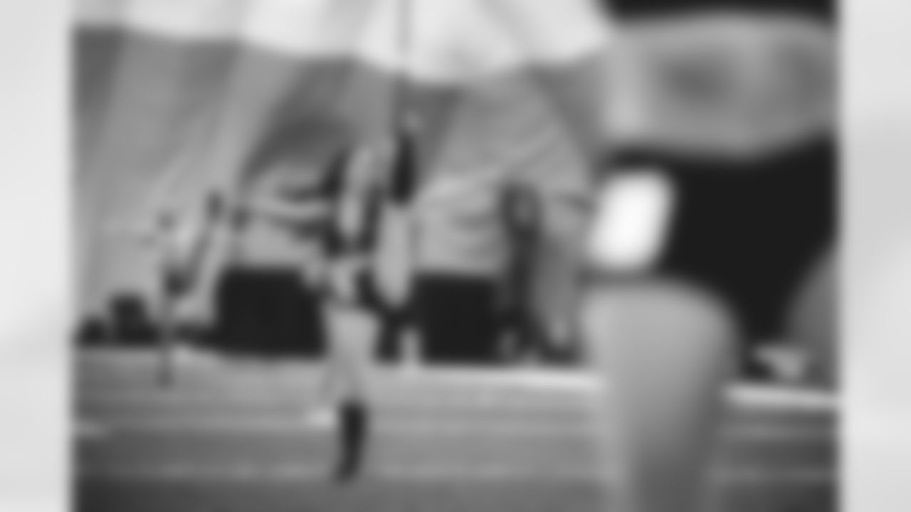 E_DX3_3482