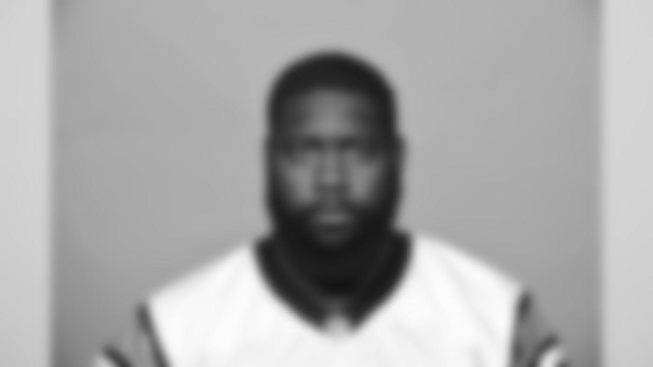 DE Mario Addison