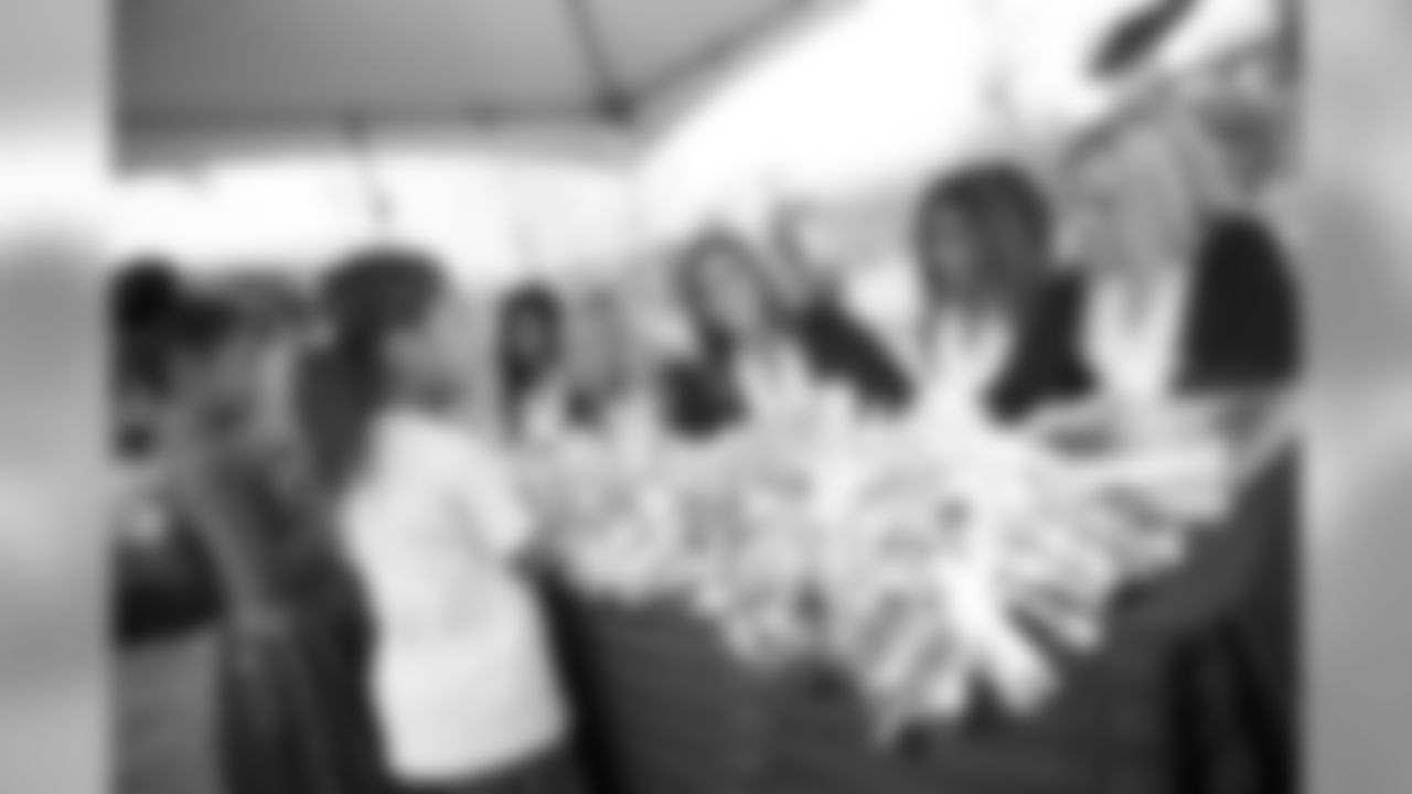 TopCats signing autographs