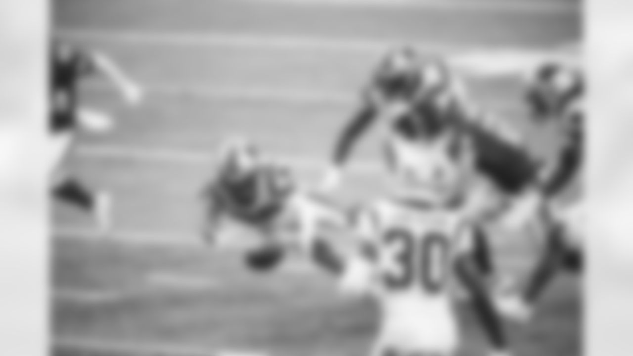 DB Myles Hartsfield