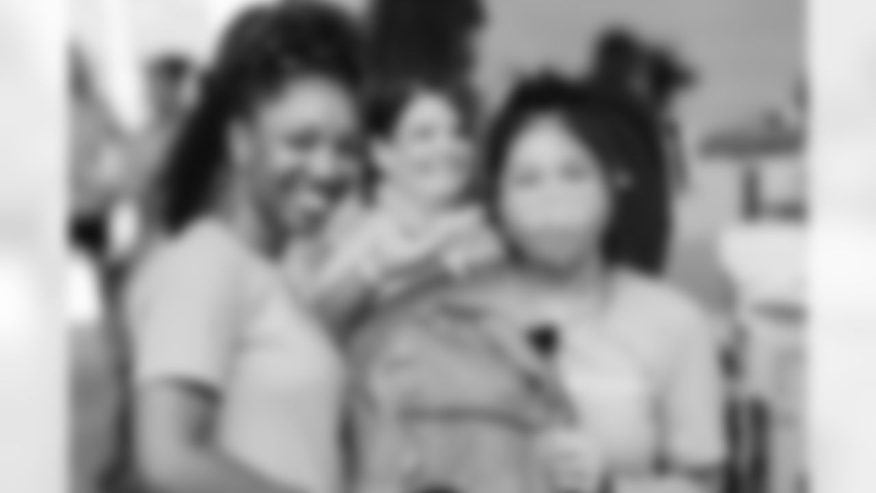 20220802_MoreThanABackpack-01