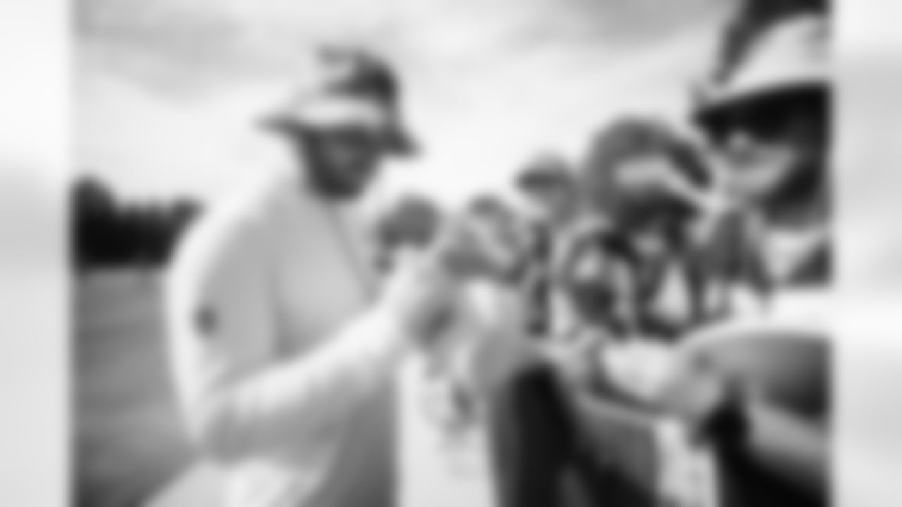 QB - 6 - Baker Mayfield