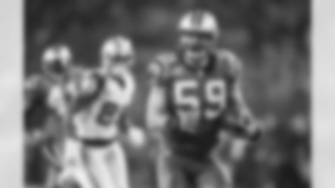 Carolina Panthers play against the Dallas Cowboys on Thursday, November 26, 2015.