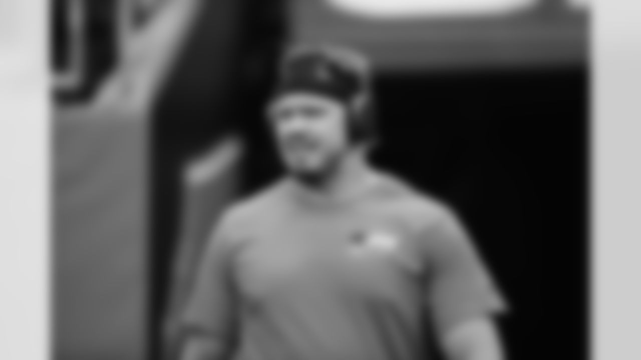 C/G - 60 - Pat Elflein