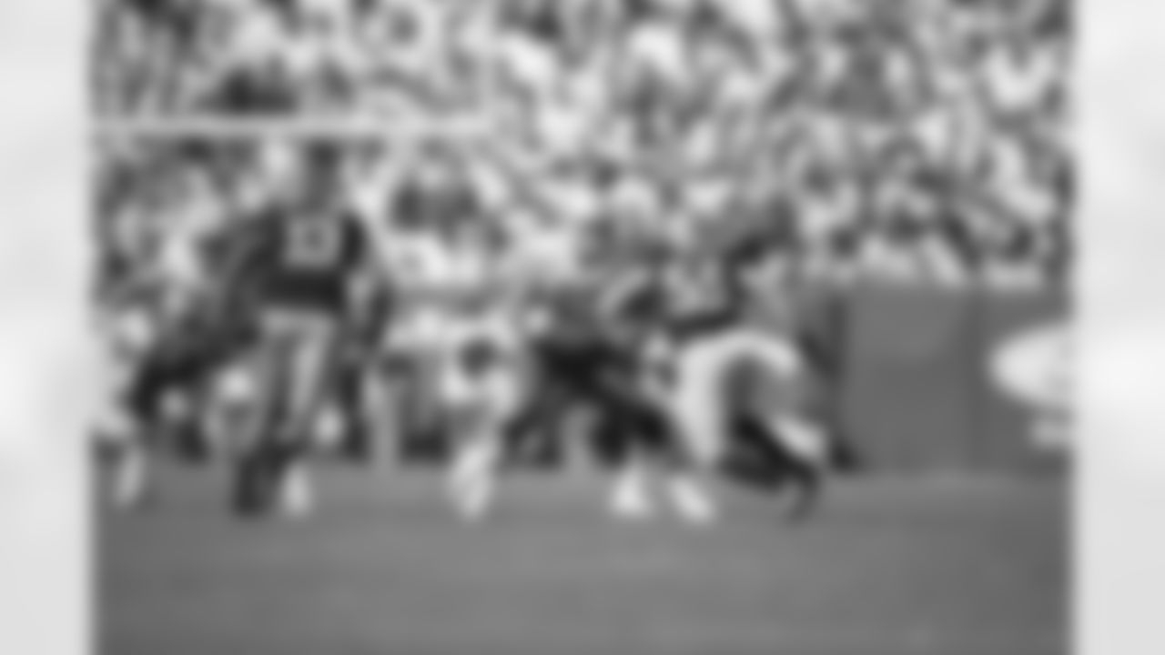 19FTB vs Washington 07281
19FTB vs Washington
2019 BYU Football
BYU-19
Was-45
September 21, 2019
Photo by Jaren Wilkey/BYU
© BYU PHOTO 2019
All Rights Reserved
photo@byu.edu (801)422-7322
