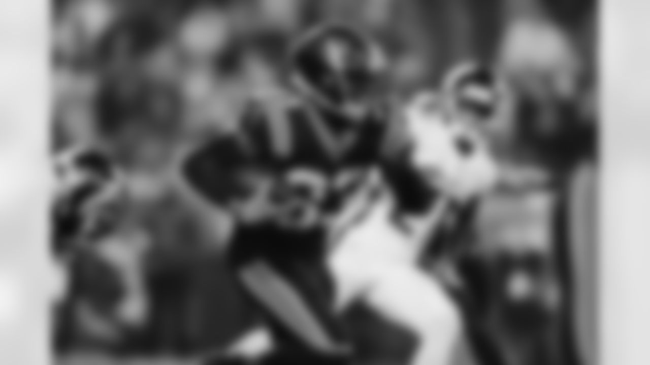 RB - 33 - D'Onta Foreman