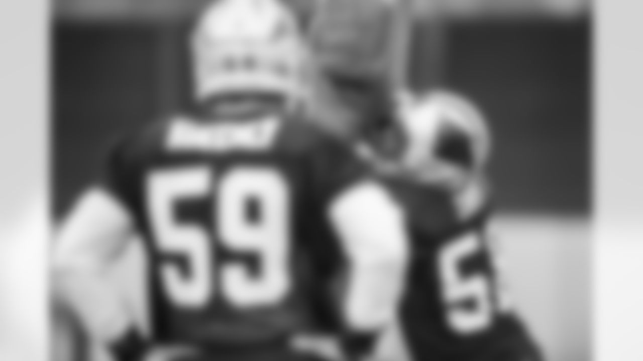 LB Thomas Davis