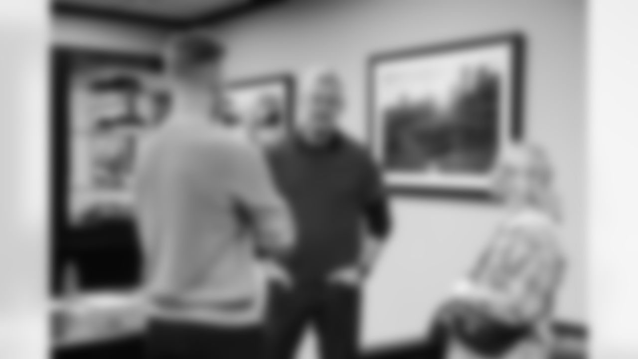 230317 Free Agency -41