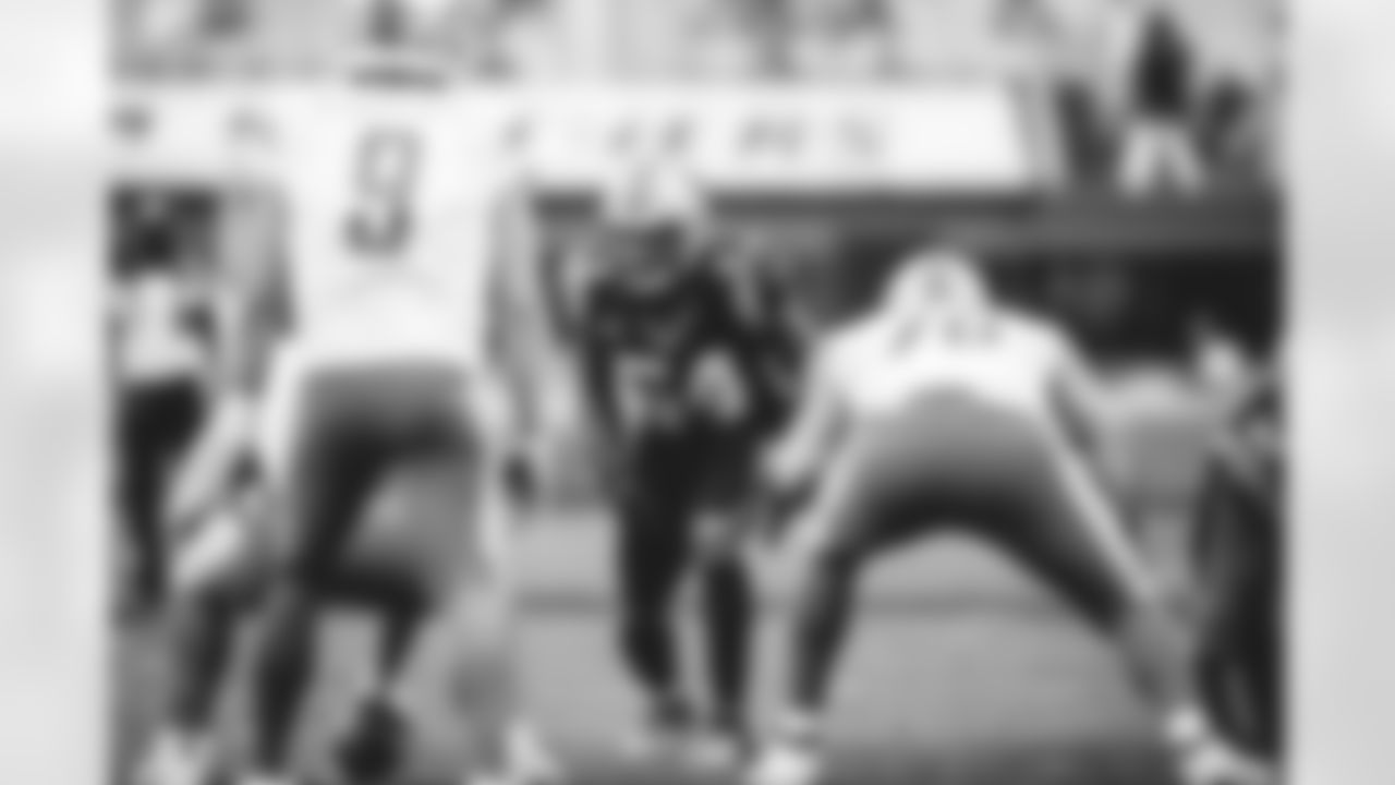 Shaq Thompson, 2020 Walter Payton Man of the Year nominee