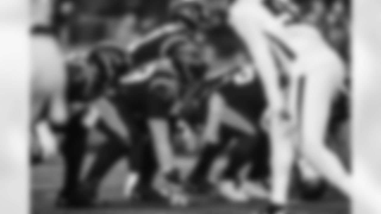 221110 Panthers vs Falcons-520