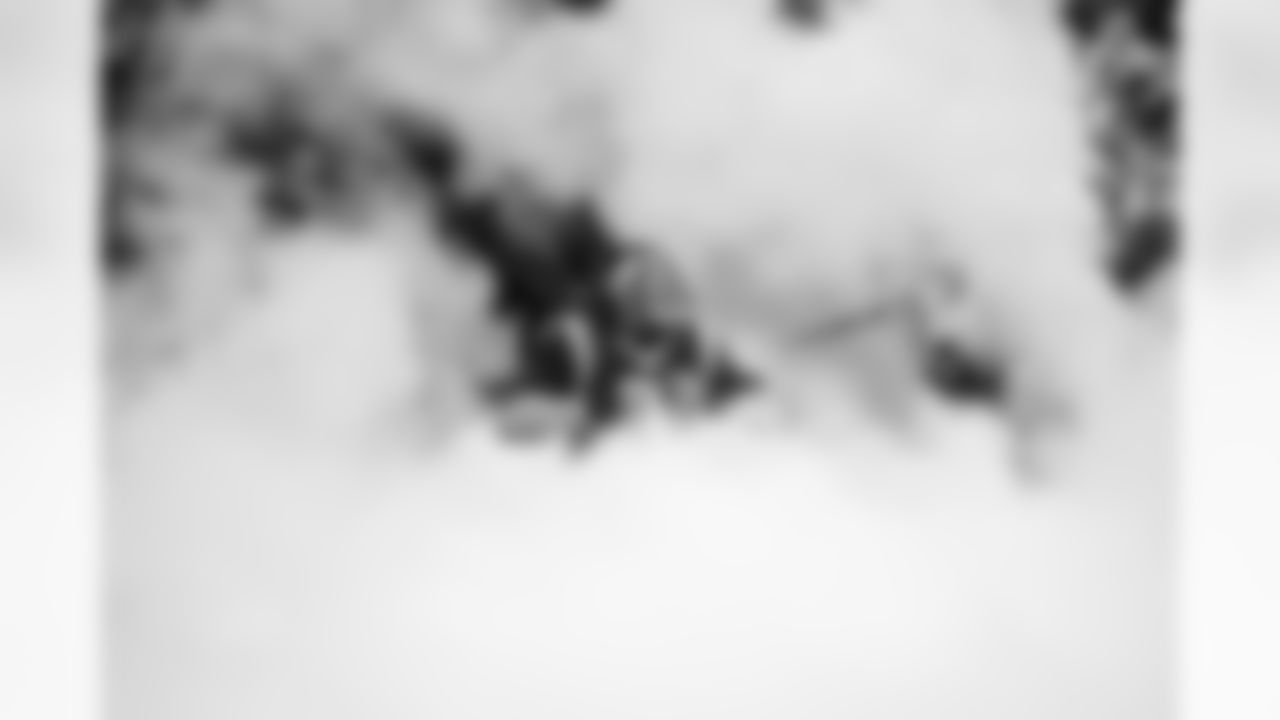 DX3_5817