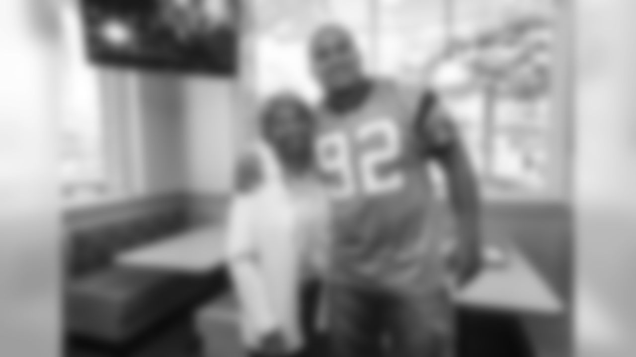 DT Dwan Edwards