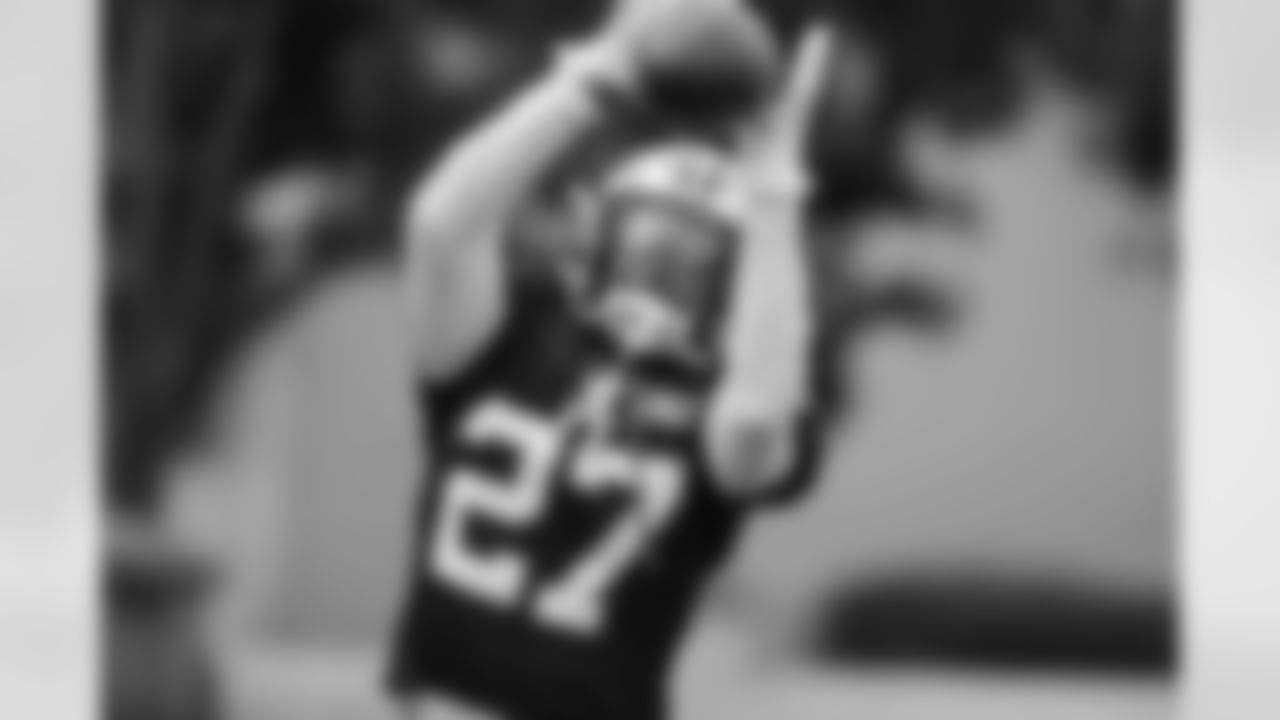 S - 27 - Kenny Robinson
