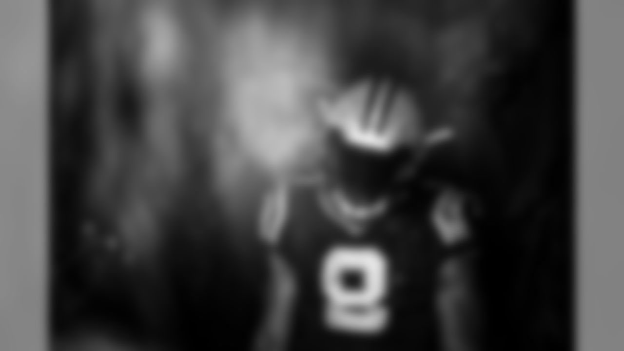 BlackUniforms_06