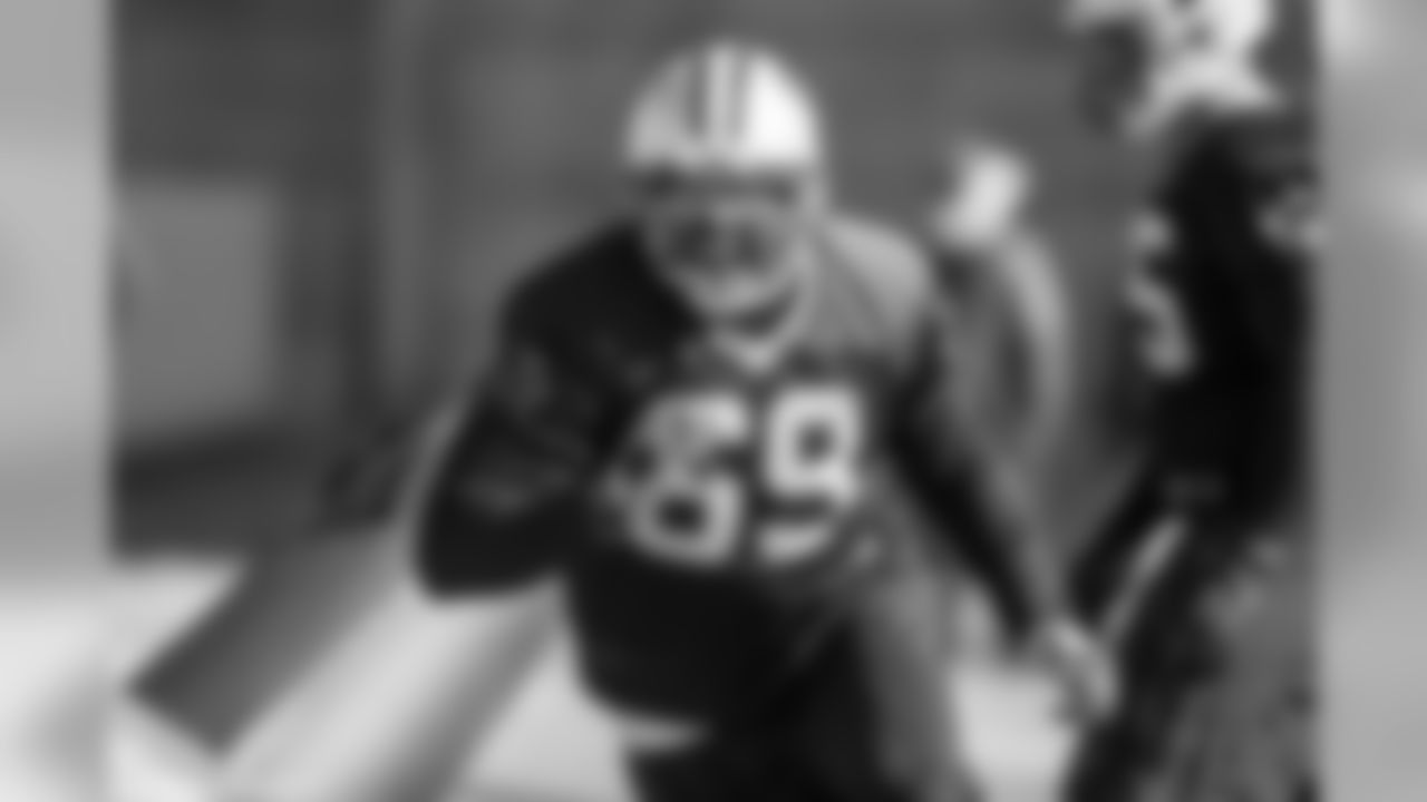 DE Jared Allen