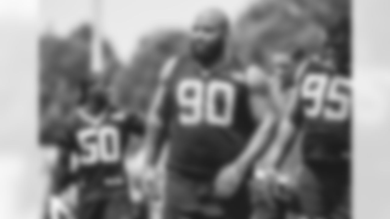 90 - DT DaQuan Jones