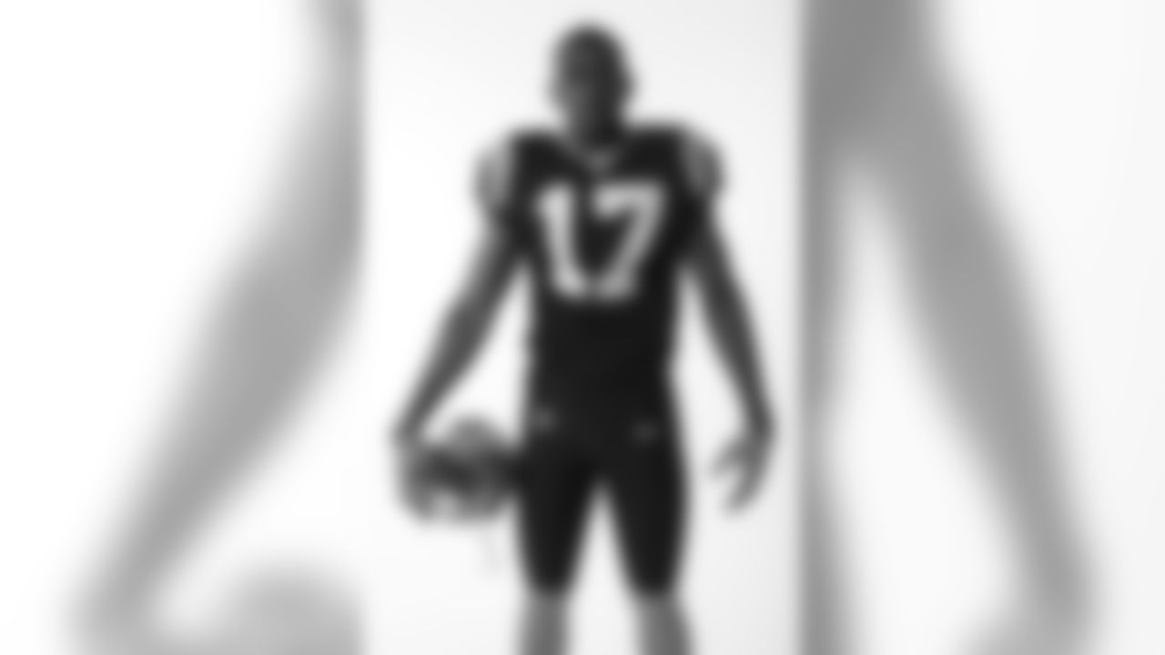 WR Devin Funchess