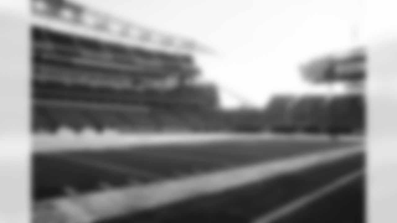 221106 Panthers at Bengals-38