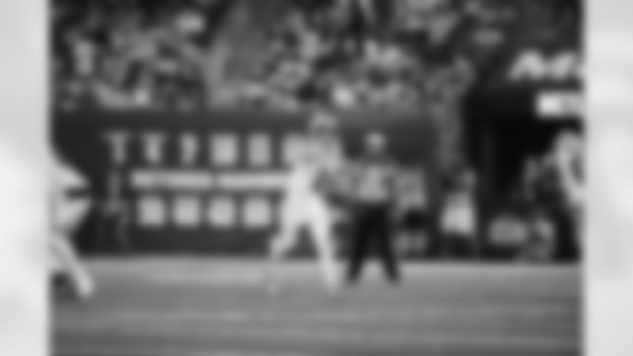 230818 Giants In Game Edits-231