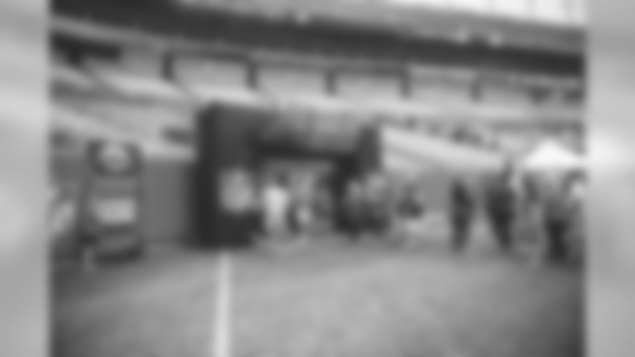 19042DraftParty_362