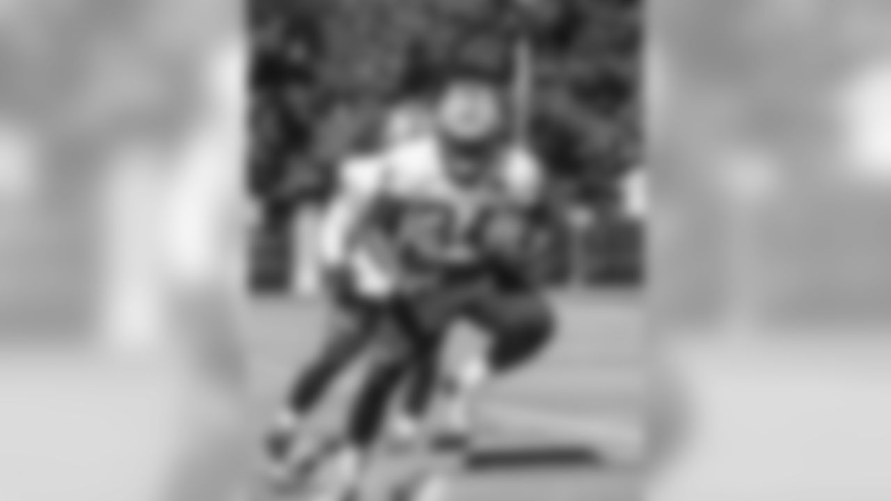 RB Cameron Artis-Payne
