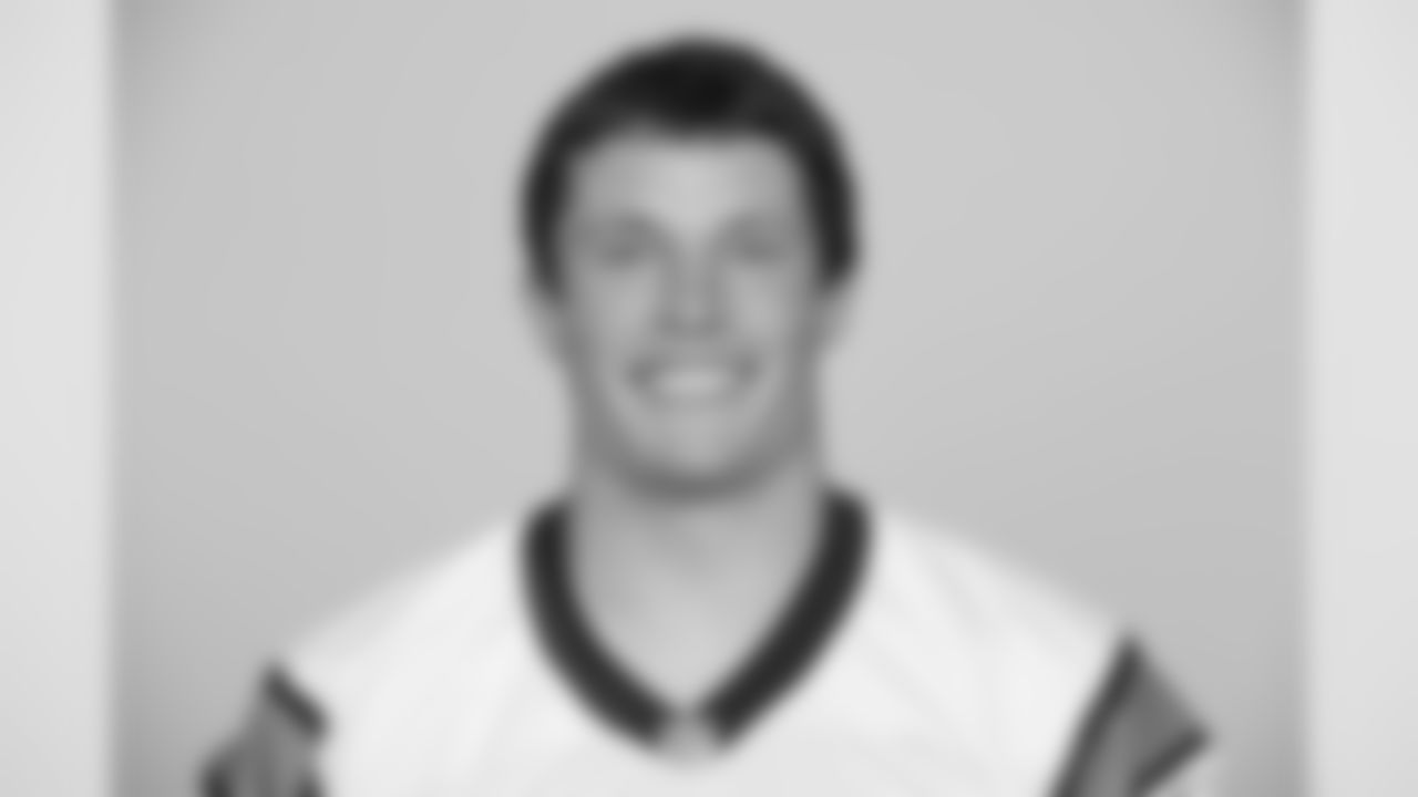 Luke Kuechly (2017)