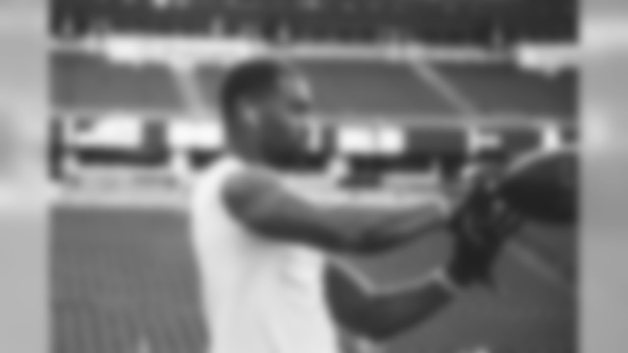 190822caratne_402
