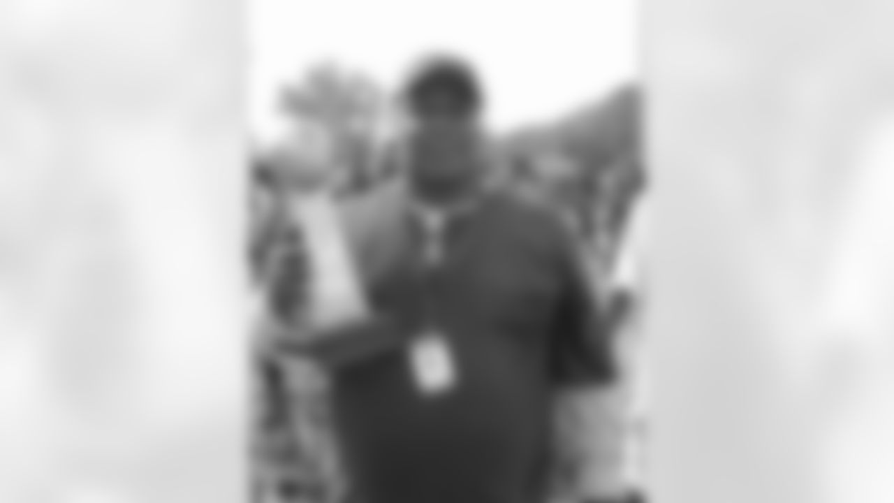 William Hardy / Winston-Salem Indians / Winston-Salem, N.C. Carolina Panthers Gatorade Youth Football Coach of the Week.