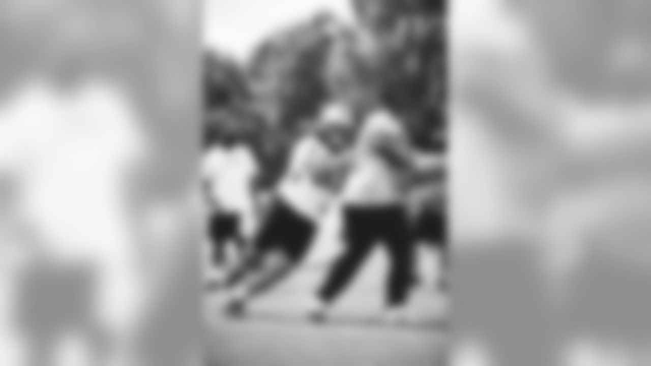 #93 Bravvion Roy, DT
