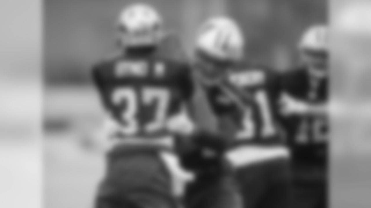 CB Josh Norman and CB Carrington Byndom
