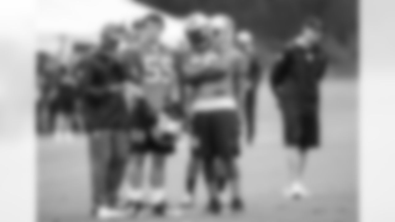 Steve Wilks, Luke Kuechly, Thomas Davis